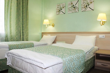 ����� ,����,�����- �������� -1