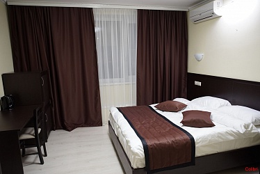 ������-�������9