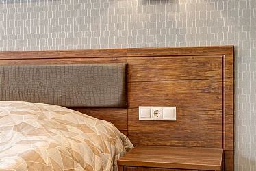 ������-����  ���- ��������� 10