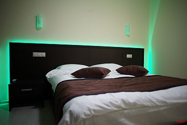 ������-�������1