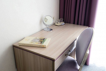 �������-�������